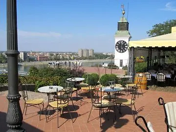 酒店 利奥波德一世加尼酒店 诺威萨