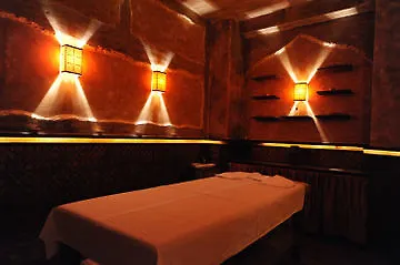 利奥波德一世加尼酒店 4* 诺威萨