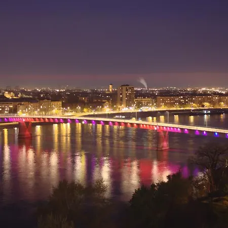 利奥波德一世加尼酒店 4*