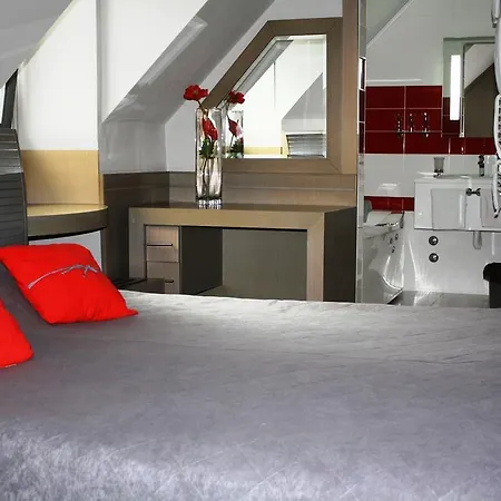 Garni Leopold I 4* Novi Sad