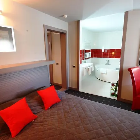 酒店 利奥波德一世加尼酒店 诺威萨