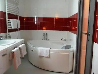 利奥波德一世加尼酒店 酒店