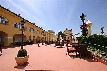 Hotel Garni Leopold I 4*